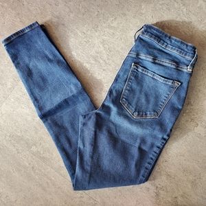 Medium-Wash Rockstar Mid-Rise Skinny Jeans - Reg